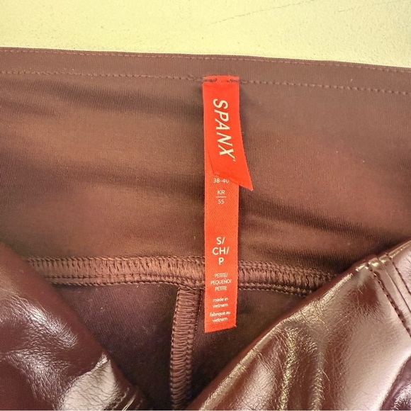 Spanx Red Faux Leather Leggings Patent Shinny Size Small Petite 4p/6p - Picture 3 of 7